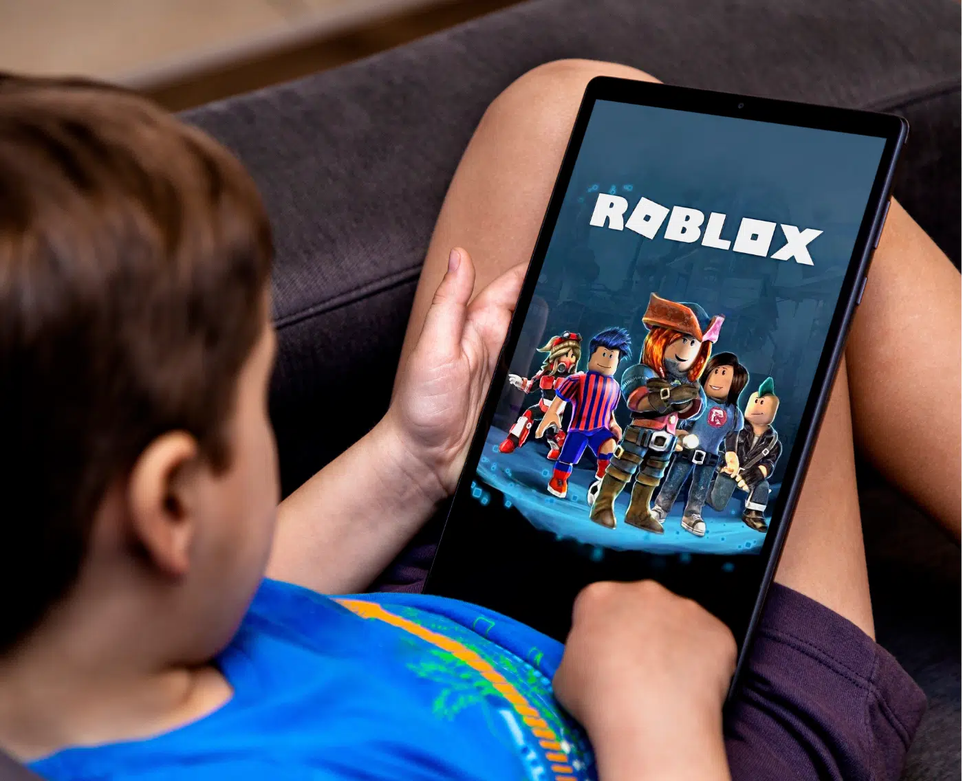 ALERTA: SI TU HIJO JUEGA ROBLOX DEBES CONOCER LOS RIESGOS