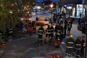 RESCATE VEHICULAR: JORNADA DE CAPACITACIÓN PARA BOMBEROS EN CAÑUELAS