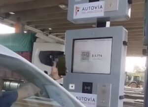 Comienza el cobro con pago manual electrónico en los peajes