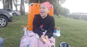 Denuncian que el Municipio de Monte suspendió la ayuda económica a una nena de 11 años con leucemia